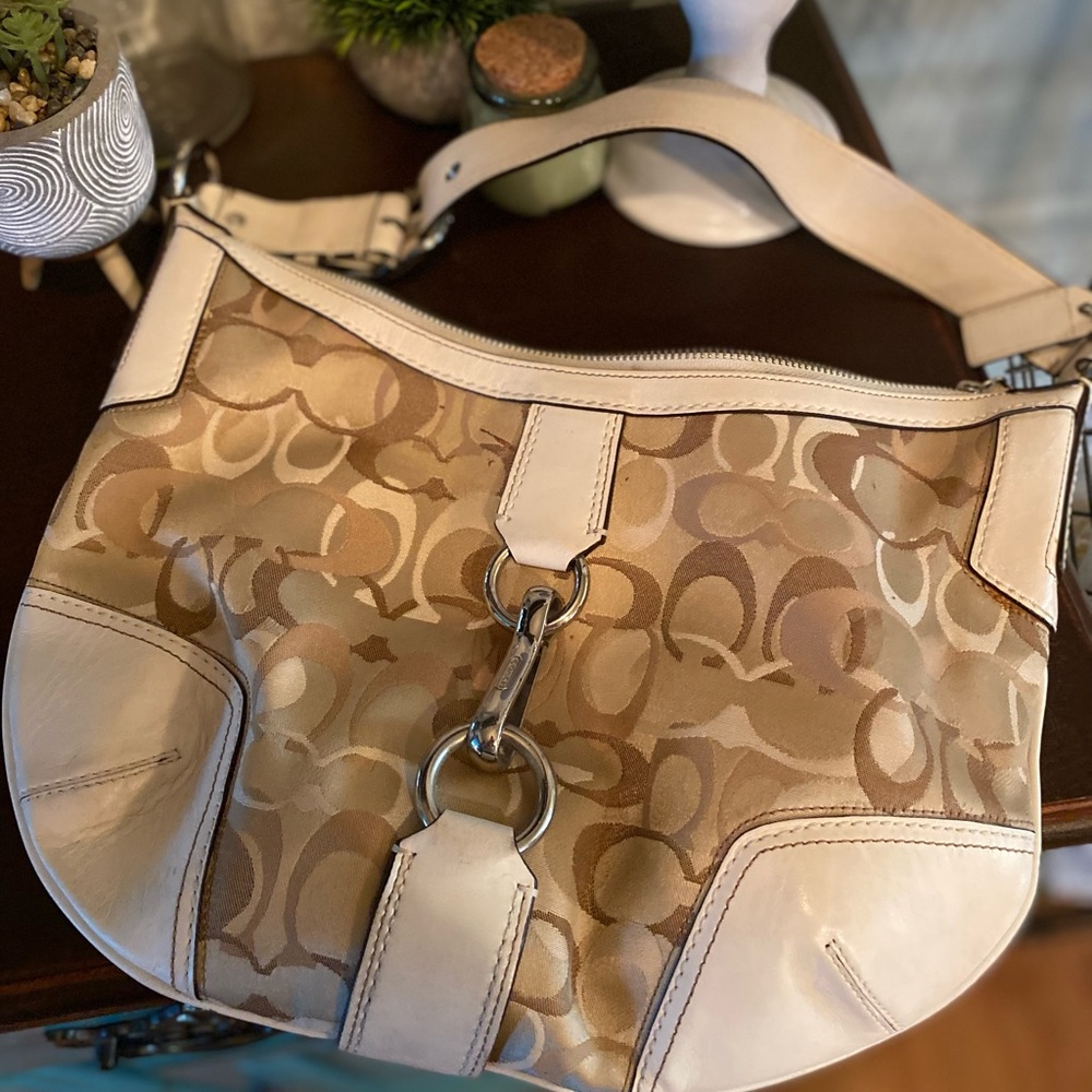 Coach shoulder bag